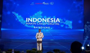 Literasi Digital Wajib Dikuasai, Ridwan Kamil: Ibu Saya Sudah Bisa Nulis 'wkwkwk'