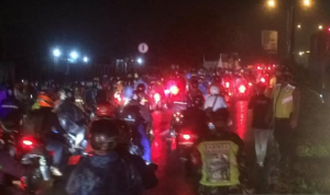 Pemudik Terobos Pos Penyekatan di Karawang, 2 Provokator Ditangkap Polisi