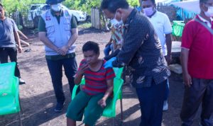 Dirjen Rehsos Pantau Penanganan Bencana Banjir dan Tanah Longsor di Sumba Timur Dirjen Rehsos Pantau Penanganan Bencana Banjir dan Tanah Longsor di Sumba Timur