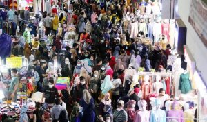 Transaksi Meningkat, Pasar Tanah Abang Mulai Menggeliat