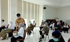 BPJS Kesehatan Bandung Ajak FKTP Gencarkan Skrining Riwayat Kesehatan kepada Peserta JKN-KIS BPJS Kesehatan Bandung Ajak FKTP Gencarkan Skrining Riwayat Kesehatan kepada Peserta JKN-KIS