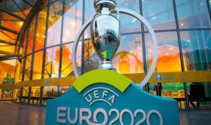 Euro 2020 dilaporkan ditunda tahun depan terkait penyebaran virus corona di Benua Eropa. Foto: UEFA.