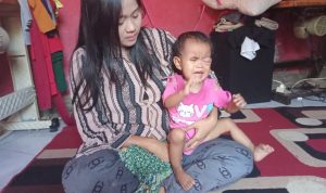 Bayi 14 Bulan Idap Penyakit Kanker Mata, Butuh Uluran Tangan Bayi 14 Bulan Idap Penyakit Kanker Mata, Butuh Uluran Tangan