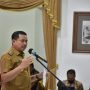 Bupati Sumedang Rangsang Bawahannya Berorientasi Target