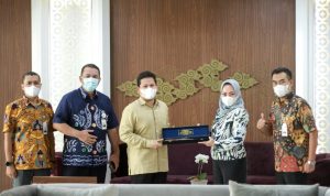bjb Sekuritas Tandatangani PKS dengan Mandiri Sekuritas