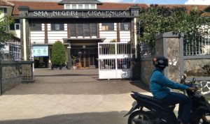 SMA Negeri 1 Cicalengka, Desa Tenjolaya, Kecamatan Cicalengka, Kabupaten Bandung pada Selasa (22/6). (Yanuar Baswata)