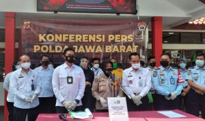 Polda Jabar Bongkar Kasus Pengoplosan Gas Elpiji 12Kg di Bogor Jajaran Dit Reserse Kiriminal Khusus (Ditreskirmsus) Polda Jabar berhasil mengungkap kasus praktik pengoplosan Gas elpiji 12Kg (Kilogram) di Bogor