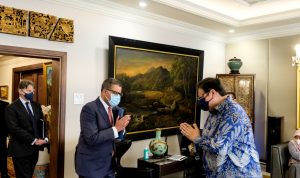 Inggris Mengakui Kekuatan Pertanian Berkelanjutan di Indonesia Menko-Bidang-Perekonomian-Airlangga-Hartarto-menerima-President-Designate-of-the-United-Kingdom-untuk-COP26