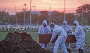 komorbid dokter covid-19 vaksinasi