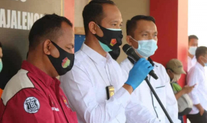 Dalam Keadaan Mabuk, Pak Kades Pukul Warga Tanpa Alasan Dalam Keadaan Mabuk, Pak Kades Pukul Warga Tanpa Alasan