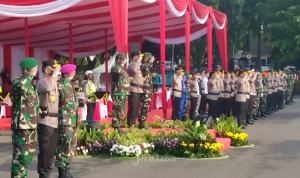 TNI dan Polri Targetkan Vaksinasi 1 Juta Orang per Hari