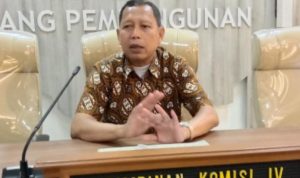 Pintu Air dari Gedebog Pisang dan Tanpa Ulir Anggota Komisi IV DPRD Jabar, Daddy Rohanady.