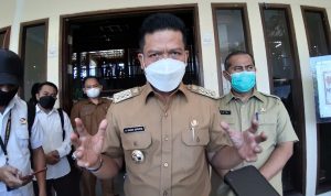 Bupati Bandung, Dadang Supriatna.