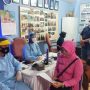 Vaksinasi Covid-19 gratis kepada warga Kelurahan Baktijaya.