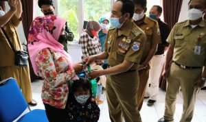 Ngatiyana Wacanakan Tutup RW Zona Merah di Cimahi Pelaksana Tugas (Plt) Wali Kota Cimahi, Ngatiyana. (ist)