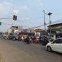 Kemacetan di ruas Jalan Raya Padalarang akibat adanya penumpukan kendaraan di persimpangan. (Ilustrasi)