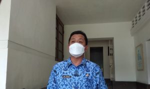 Aktivitas Dibatasi sampai Pukul 7 Malam, Jawab Keluhan, Sekda Kota Bandung Bilang Begini Sekda Kota Bandung, Ema Sumarna. (Foto: Nurrani Rusmana/Jabar Ekspres)