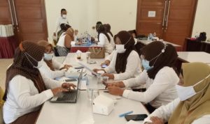 Peserta pelatihan PKDRT Kelurahan Lewinangung.