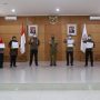 Pemkot Cimahi mengadakan acara peringatan Hari Anti Narkotika Internasional (HANI) tahun 2021 dan foto bersama setelah simbolis dari Plt. Wali Kota, Aula Gedung A Pemkot Cimahi, Senin (28/6). (Intan Aida/Jabar Ekspres)