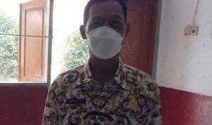 Kepsek SDN Serua 01, Suryadi (ist)