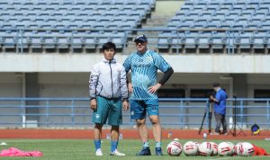 Pelatih Persib Ingin Pemain Bisa Kumpul Secepatnya