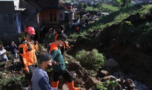 Banjir Desa Alam Endah Rancabali