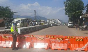 Kawasan Jembatan Dayeuhkolot.