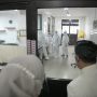 Gubernur Jabar Ridwan Kamil usai meninjau Rumah Sakit Umum Daerah (RSUD) Bayu Asih, Kabupaten Purwakarta