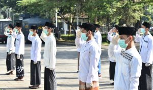 Bulan Depan, Pemprov Jabar Bakal Kebut Vaksinasi Sekolah dan Ponpes Bulan Depan, Pemprov Jabar Bakal Kebut Vaksinasi Sekolah dan Ponpes