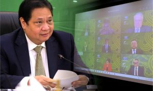 Menko Airlangga Sampaikan Penanganan Covid-19 Kepada Australia Menteri Koordinator Bidang Perekonomian Airlangga Hartarto ketika menggelar rapat kerja secara daring.