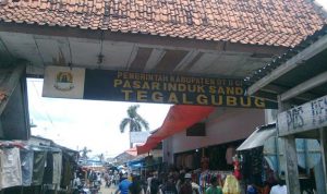Desa Tegalgubug Harus Jadi Perhatian untuk Penanganan Covid-19 Pasar Tegalgubug yang menjadi sentra penjualan tekstil di Kabupaten Cirebon