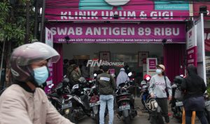 Kalau Akan Hidup Berdamai dengan Covid, Harga PCR Harusnya Lebih Murah