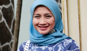 Anggota Komisi X DPR RI Desy Ratnasari meminta calon suaminya kelak tidak minder, ternyata harta kekayaan miliknya fantastis. Foto: Regina Safr/antara