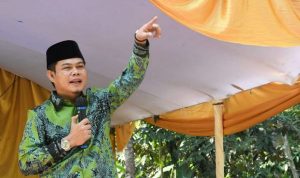 Wakil Ketua DPRD Jabar Oleh Soleh dari Fraksi Partai Kebangkitan Bangsa (PKB)