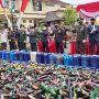 Memperingati Hari Bhayangkara, Polresta Bandung Musnahkan 11.570 Botol Miras Berbagai Merek