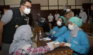 Dewan Sebut Penanggulangan Covid-19 Dilakukan pada Semua Sektor