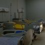 Salah satu ruang tempat tidur khusus pasien Covid-19 yang disediakan oleh RSUD Cibabat di Gedung D Lantai 6, Kamis (8/7). (Intan Aida/Jabar Ekspres)