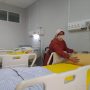 Pasien COVID-19 di RSUD Cibabat Berbagi Oksigen
