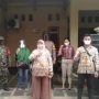 Tuai Apresiasi, Aksi Petugas Pemulasaran Jenazah Covid-19 Cimanggis