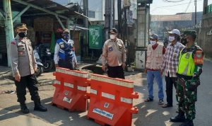 Forum Koordinasi Pimpinan Kecamatan (Forkopimcam) saat lakukan pengawasan mobilitas masyarakat, beberapa waktu lalu.