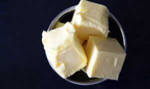 Sering Dikonsumsi, Ternyata 5 Makanan Ini Berbahaya Jika Salah Menyantapnya