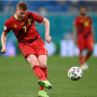 Gelandang Belgia Kevin De Bruyne saat laga melawan Finlandia. Foto: Twitter @EURO2020