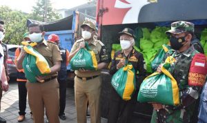 2.770 Paket Sembako dari Baznas Sumedang Dusalurkan ke Dhuafa