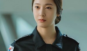 Karismatik, Penampilan Krystal Pakai Seragam Polwan di Drama "Police University" Karismatik, Penampilan Krystal Pakai Seragam Polwan di Drama "Police University"