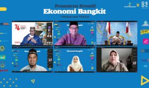 Acara Webinar bersama Menparekraf Sandiaga Uno