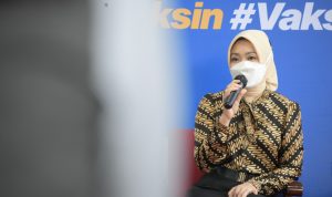 Wakil Ketua Divisi Percepatan Vaksinasi COVID-19 Satgas Penanganan COVID-19 Jabar Atalia Praratya Ridwan Kamil