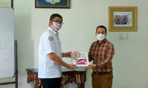 BPJS Kesehatan Bandung Beri Dukungan Tenaga Kesehatan dan Peserta JKN-KIS Terpapar Covid-19 BPJS Kesehatan Bandung Beri Dukungan Tenaga Kesehatan dan Peserta JKN-KIS Terpapar Covid-19