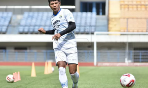 Bek Persib Achmad Jufriyanto Optimis Liga 1 Akan Sesuai Jadwal