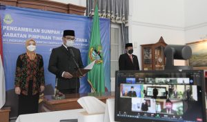 Tiga Pejabat Tempati Posisi Baru di Pemda Provinsi Jabar Gubernur Jabar Ridwan Kamil ketika melantik pejabat tinggi di lingkungan Pemprov Jabar secara virtual