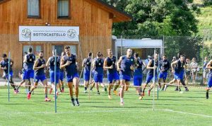 Para pemain Chievo Verona masih menjalani sesi latihan dalam pramusim pada 21 Juli. (Lega Serie B)